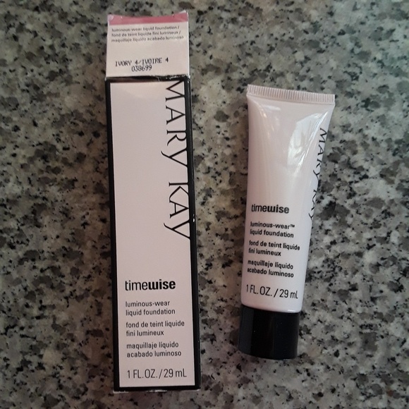 Marykay Luminous Wear Liquid Foundation 1Fl/OZ - Picture 3 of 4